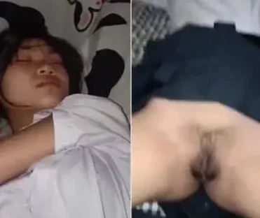 Indo Colmek Roknya Kesingkap Pas Tidur Berujung di Geli Geli Sempit Memijit